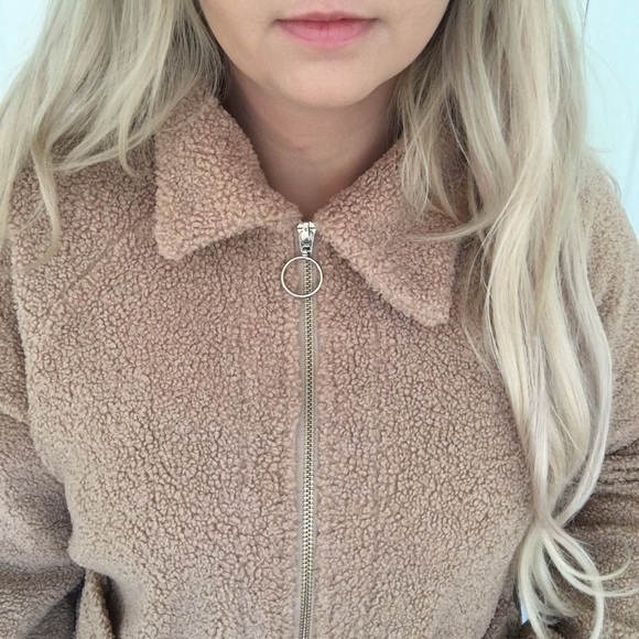 Light Teddy Jacket - Picture 2 of 7